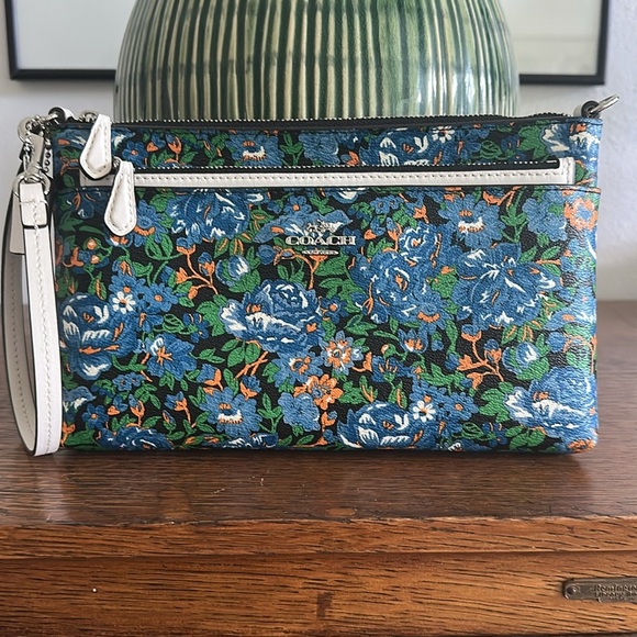 Coach Lyla Rose Blue Floral Clutch Wristlet